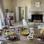 Bed & Breakfast Chateau Du Beugnon Tigné