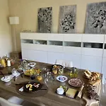 Chateau Du Beugnon 4*