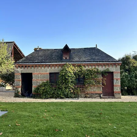 Chateau Du Beugnon 4* Tigné