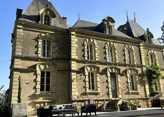 Chateau Du Beugnon 4*